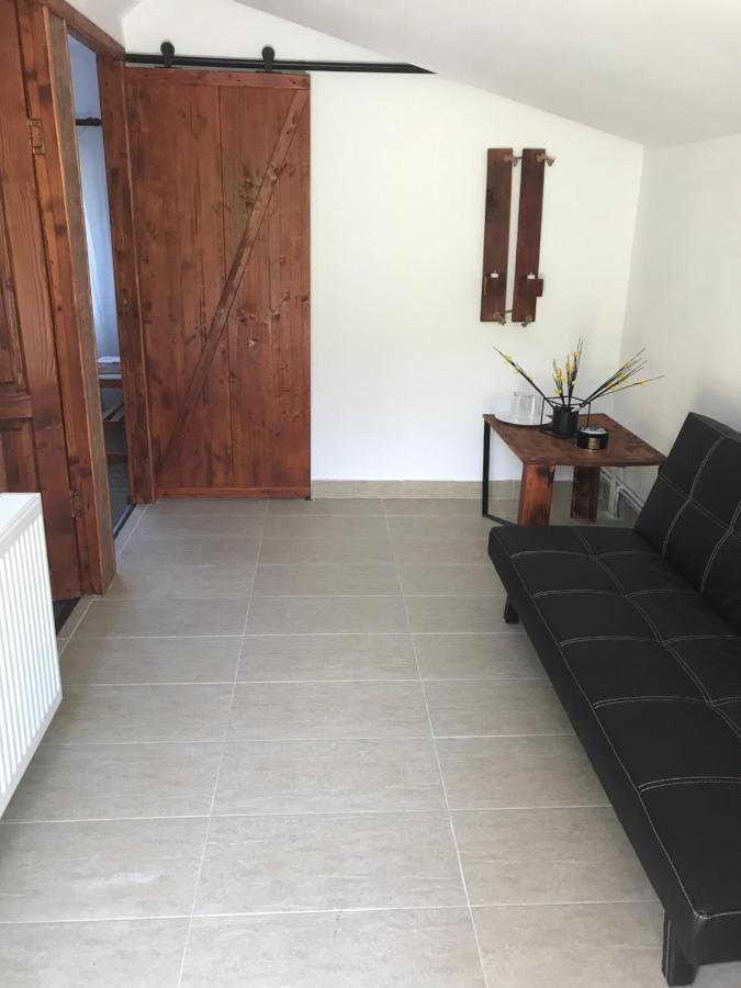 La Butuci Hotel Tirgu Ocna Ngoại thất bức ảnh